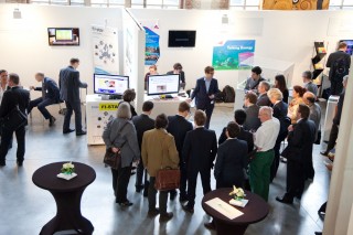 The FI-PPP demos in the ECFI Brussels exhibition attracted considerable interest